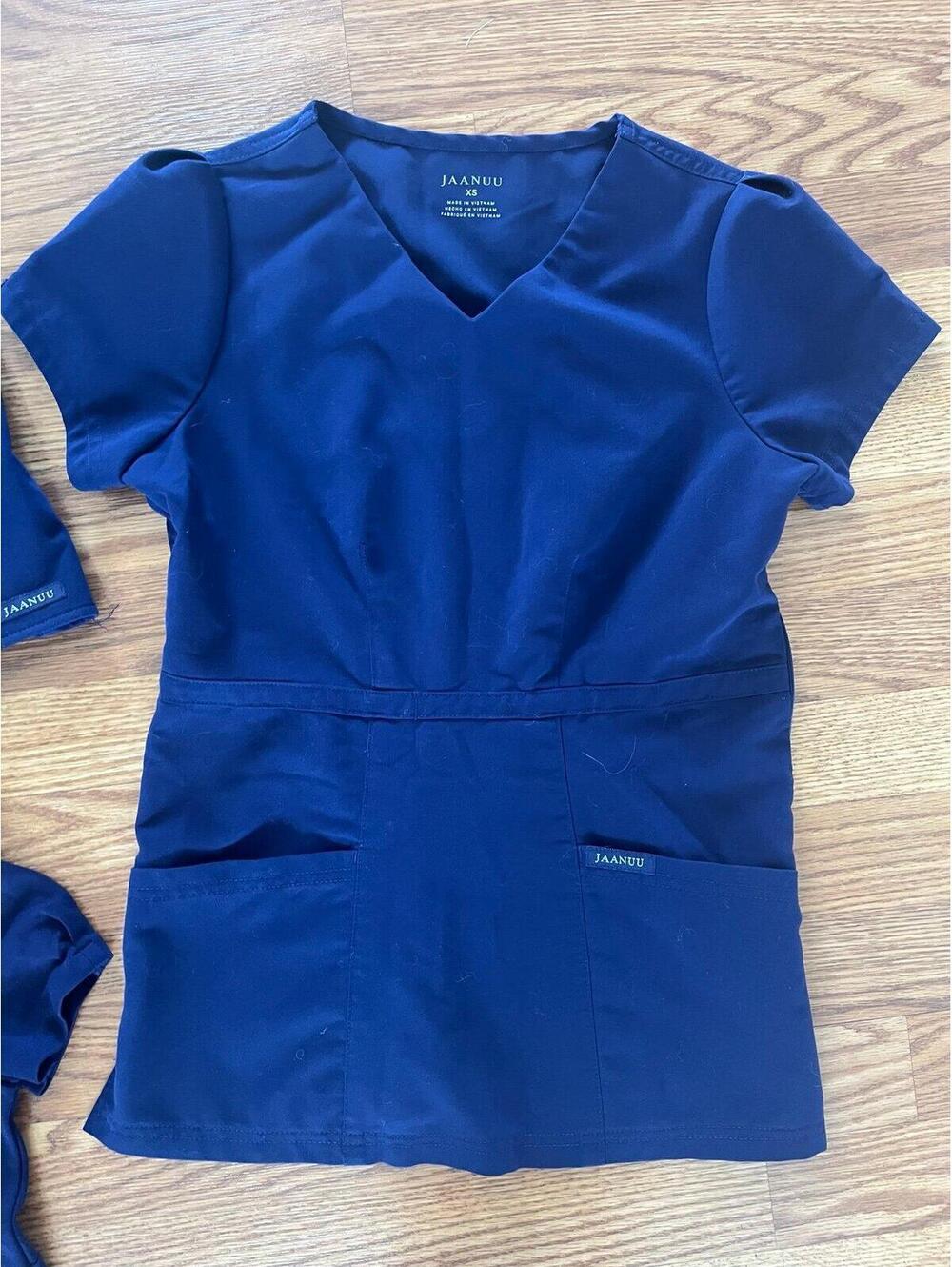 Women’s XS Navy Jaanuu Medical Scrub Tops - Picture 3 of 7